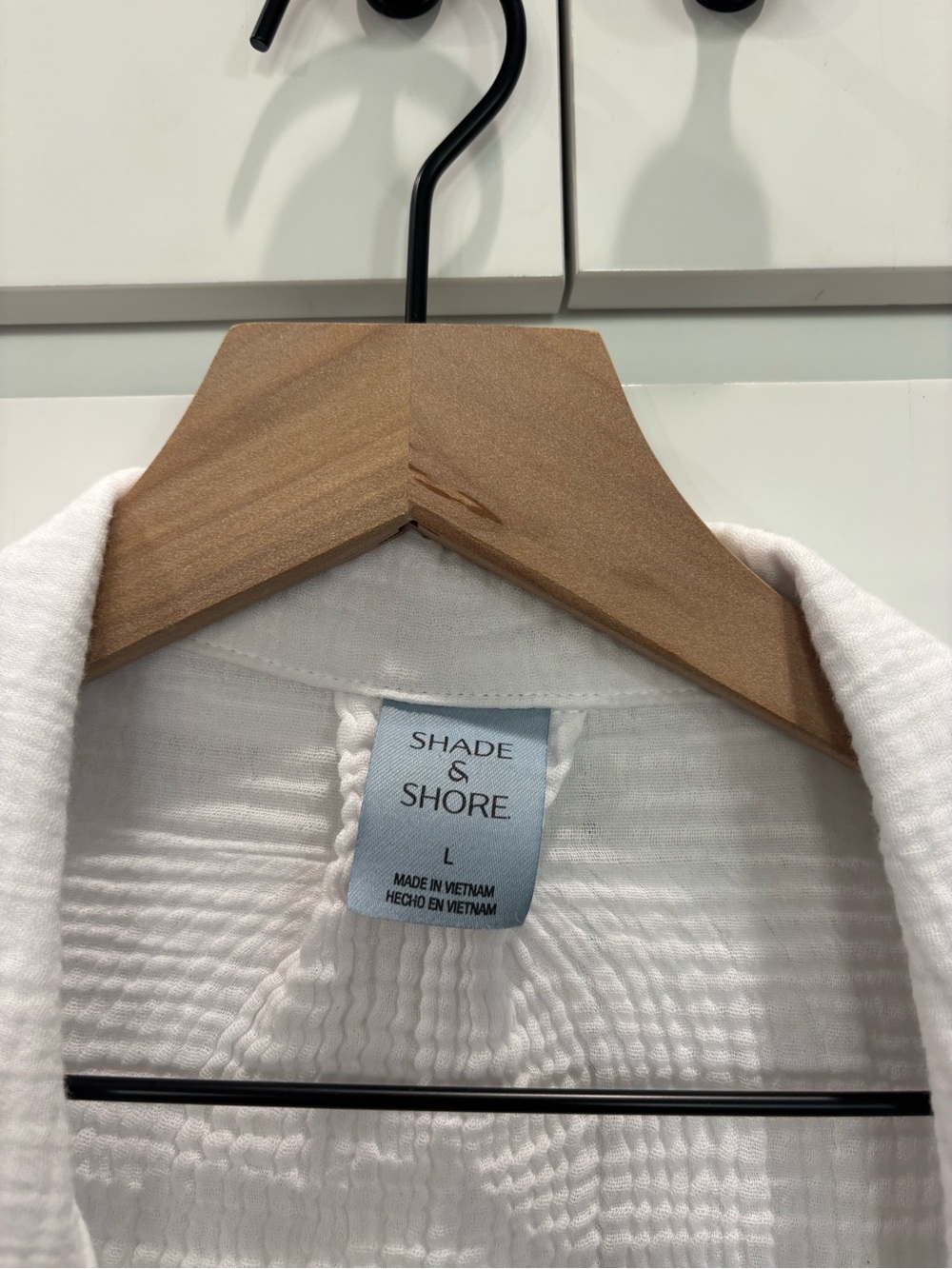💚$5 Deals- Shade & Shore White Textured Button-Up Swim Coverup - Picture 4 of 4